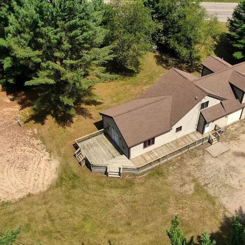 Overall:  another good aerial photo highlighting the overall layout including the volleyball / badminton area at the left of the photo.