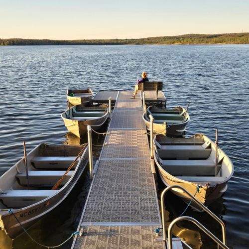 Area photos:  another photo of the private dock and the rowboats.