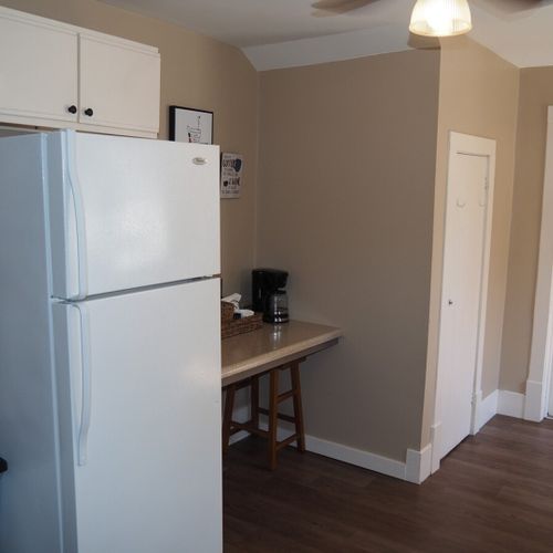 Kitchen:  cute kitchen with all appliances including a dishwasher.