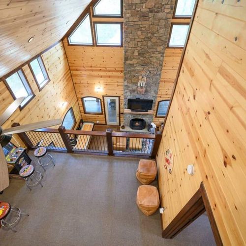 The loft/game room!