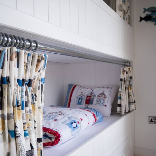 Cabin room (3x single beds)