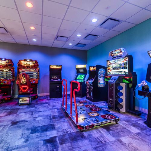 Windsor At Westside Resort Arcade/Game Room