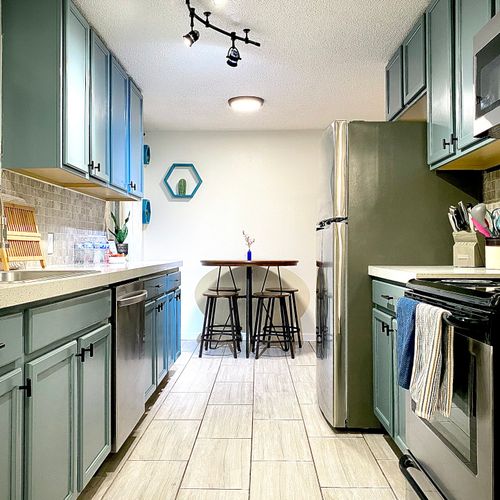 Family &Amp; Dog-Friendly Retreat With Fire Pit 105 Whip up home-style meals in this organized, modern, and welcoming kitchen.