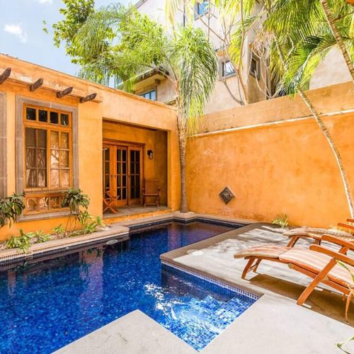 Private pool