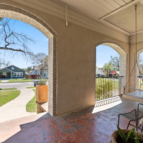 Open Porch with Swing