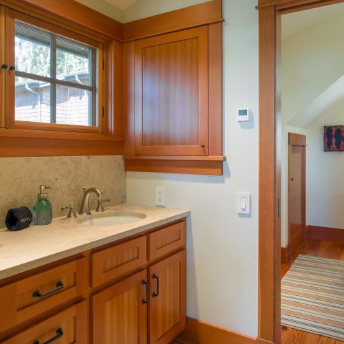 f76f82ab 68c3 4d58 9c46 09a00a5cf04c homerunner