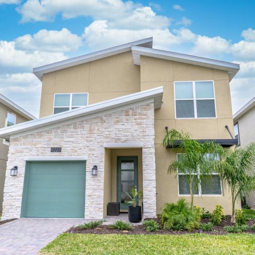 Luxury 5 Bed 4 Baths Villa