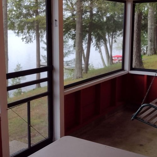 Front porch:  the cabin has a fun front porch that is screened-in, has a swing and picnic table, and has a great view of little platte lake.