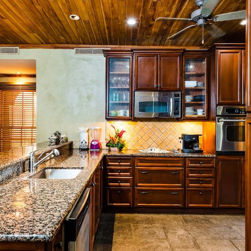 Fully Equiped Kitchen