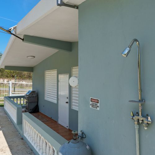 Al fresco dining ready: Perfect spot for grilling up a feast.