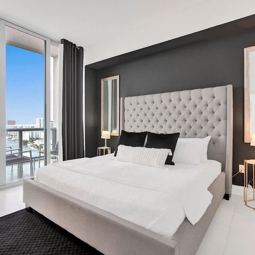 Your comfort is our priority—each bedroom features crisp, clean linens and fluffy pillows for a relaxing stay.