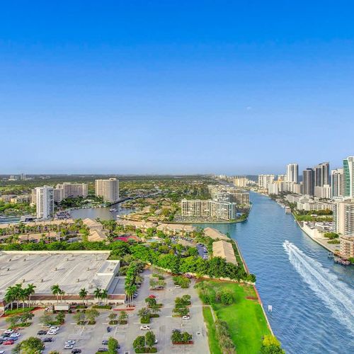 Start your day with breathtaking views of Hallandale Beach and the serene Intracoastal Waterway.
