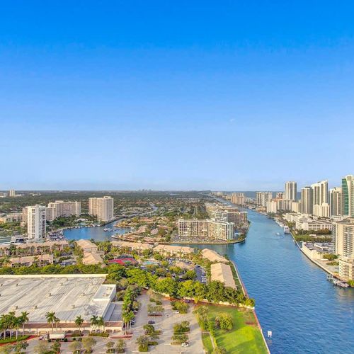 Start your day with breathtaking views of Hallandale Beach and the serene Intracoastal Waterway.