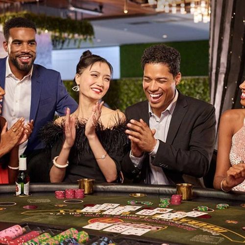 Maryland Live! Casino – A lively entertainment hub 8 minutes away (3 miles), offering gaming, dining, and nightlife.