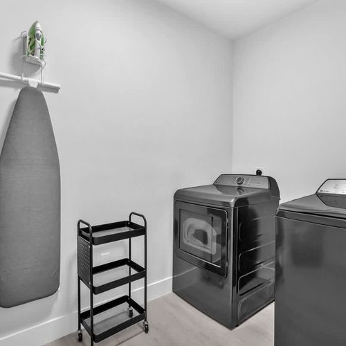 The unit comes with a washer and dryer for your convenience!