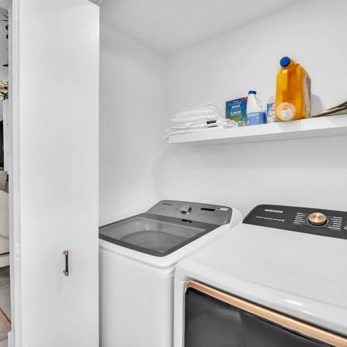 Washer and dryer available to keep your clothes fresh during your stay!