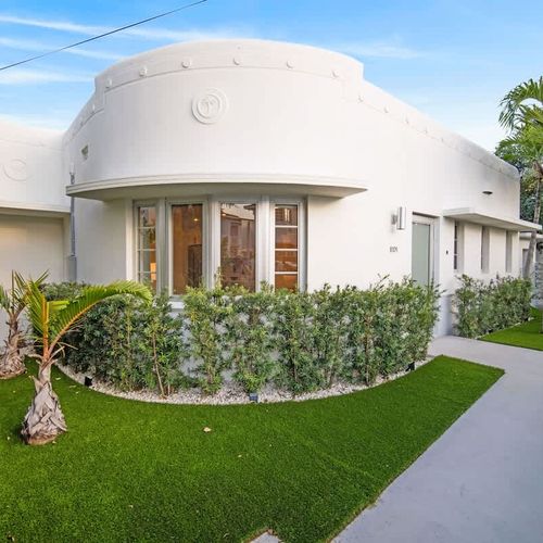 Entrance to property