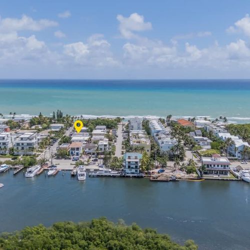 Perfectly situated near Hollywood Beach, this home offers a short, convenient walk to the ocean.