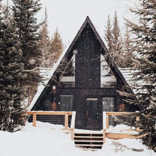 Snowy winters at The Fox A-Frame