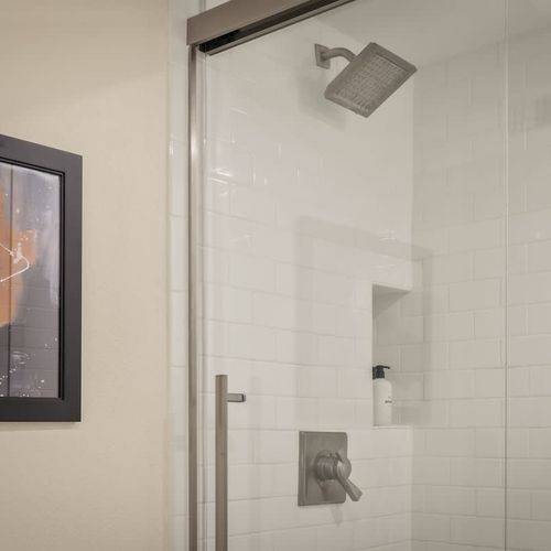 Walk-in glass rain shower