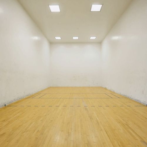 Racquetball court