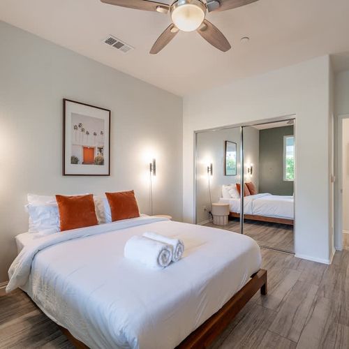 Bedroom 2 with king bed