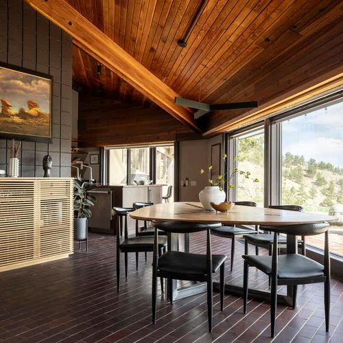 Bright and open dining area seats 6