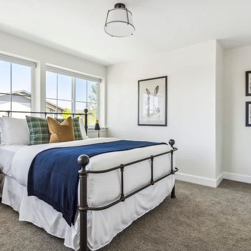 Bedroom 2 with queen bed