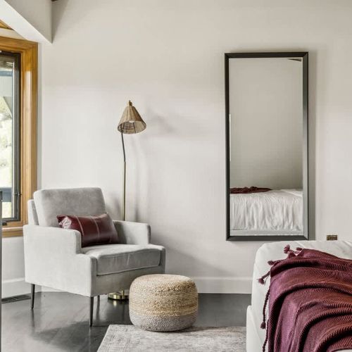 Primary bedroom seating area