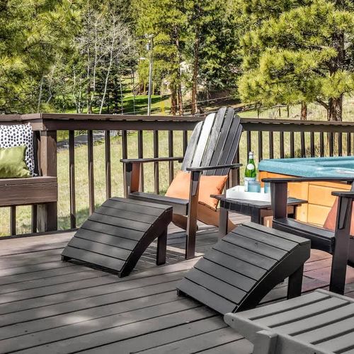 Hot tub on the private balcony