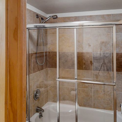 2nd full bathroom has a bathtub