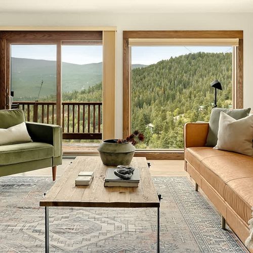 Main level living room