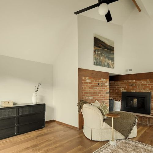 Primary bedroom's seating area  (fireplace is non-operational)