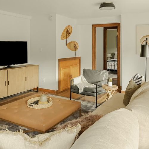 Lower level living room with flatscreen TV