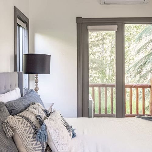 Bedroom 2 - King bed