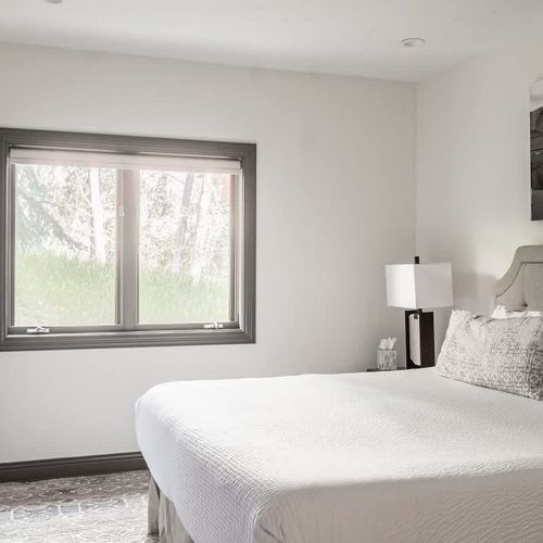 Bedroom 3 - King bed