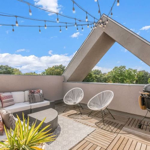 View from the rooftop deck (Rooftop deck furniture has been updated; see other rooftop image)