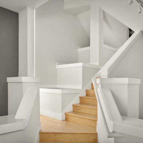 Staircase to main living area