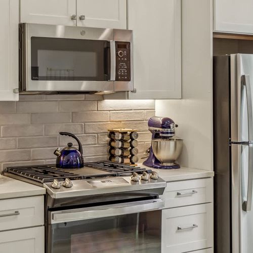 Fully equipped kitchen