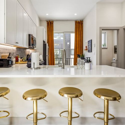 Kitchen counter seating