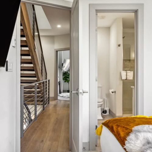 Primary bedroom with private full ensuite bathroom