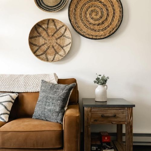 Queen-size sleeper sofa in the living area