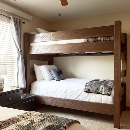 Bedroom 3 with twin/twin bunk bed