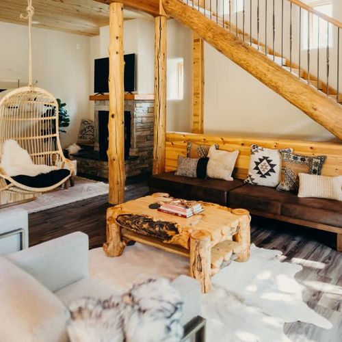 Main living area - front end