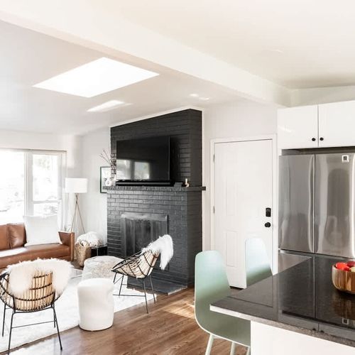 Living area (fireplace is decorative only and does not function)