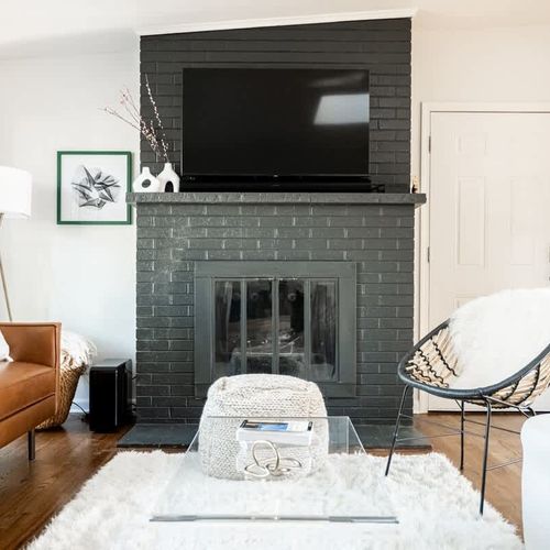 Living area (fireplace is decorative only and does not function)