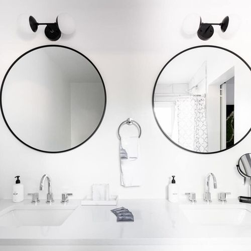 Primary bathroom with 2 sinks