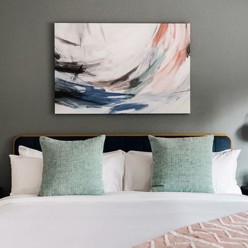 King bed in bedroom 3