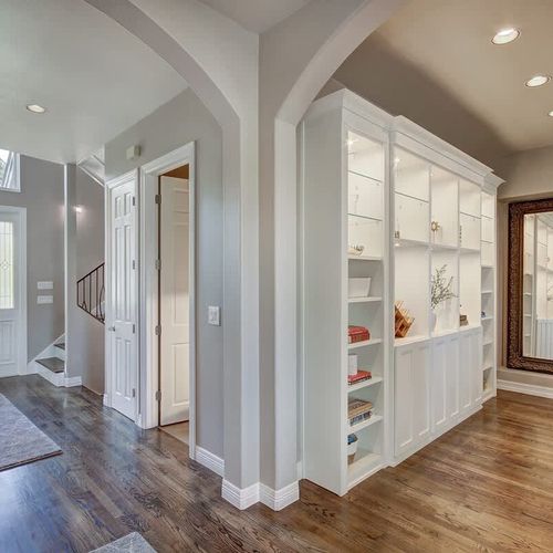 Entry from front door into living area 1