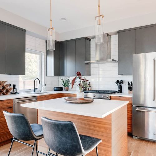 Kitchen with island and bar seating